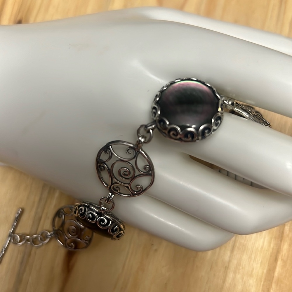 💕 New, Rare , black Mother-Of-Pearl 925 Sterling Silver Bracelet.